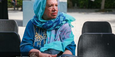 ۱ (۴)