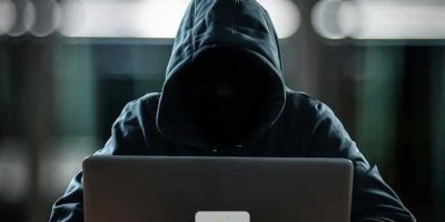 همسر سابق بازیگر سینما با پول «کمک به حیوانات» ماشین خرید!