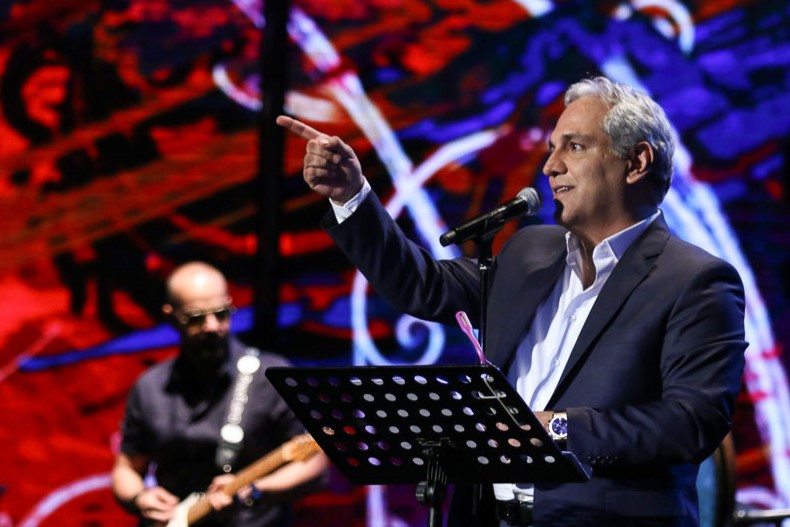خوانندگی مهران مدیری؛ از «برره» تا «دبی»!