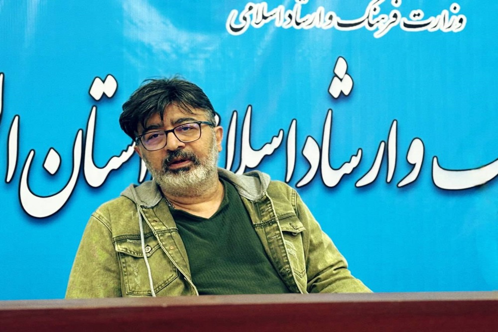 شنونده نقد کارشناسانه هستیم