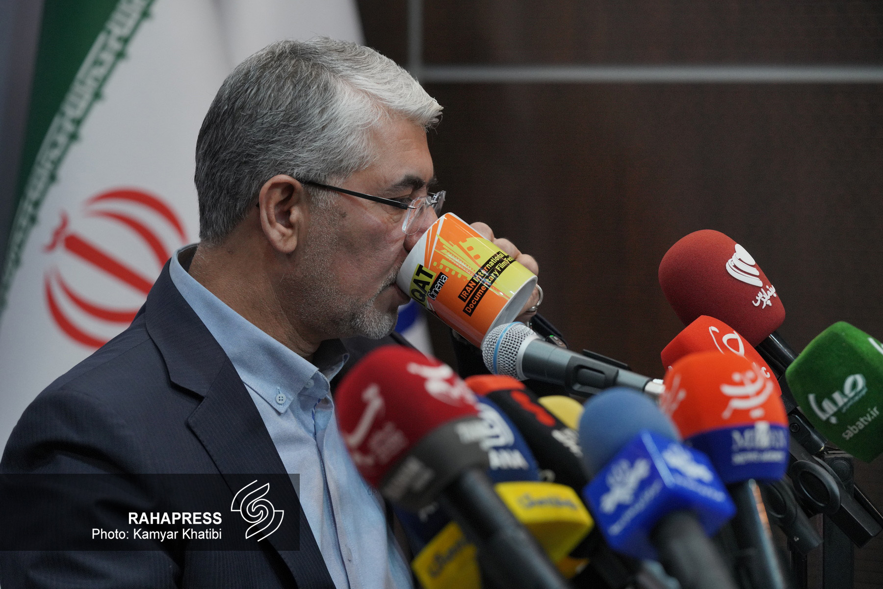 تعجب «دبیر» از محافظه‌کاری مستندسازان/ اهالی رسانه نگران بلیت نباشند