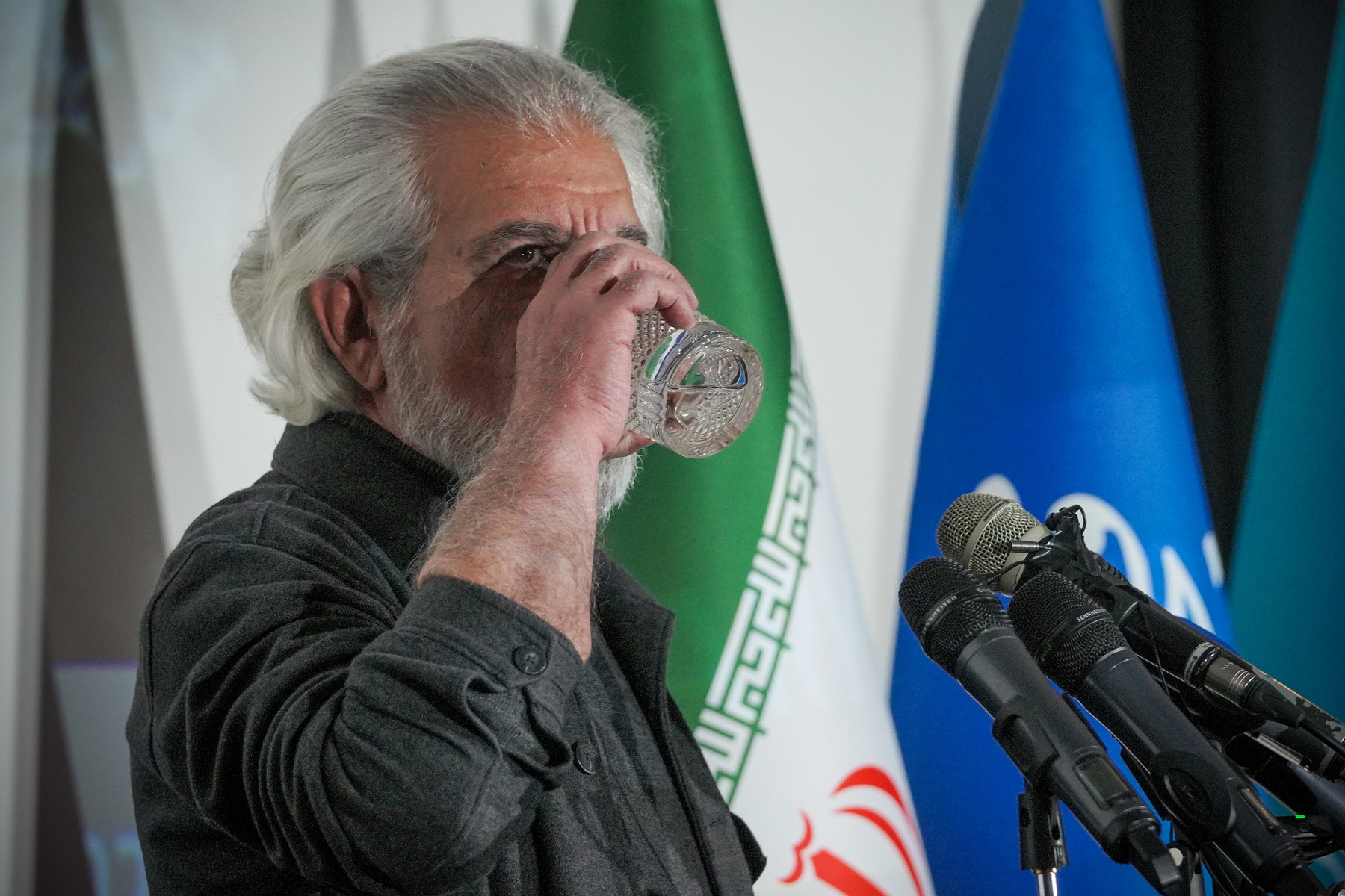 پاسخ شاهسواری به نقدها درباره سکوت خبری «فجر۴۴»: این روحیه من است!
