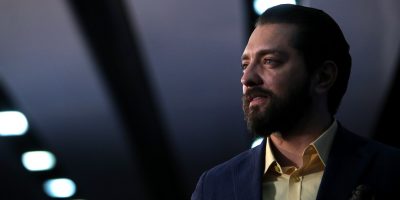 خون فرزندان دلیر ایران بالاخره آسمان آن را آبى خواهد کرد