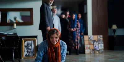 مماس با خطوط قرمز؛کیفیت زیر متوسط