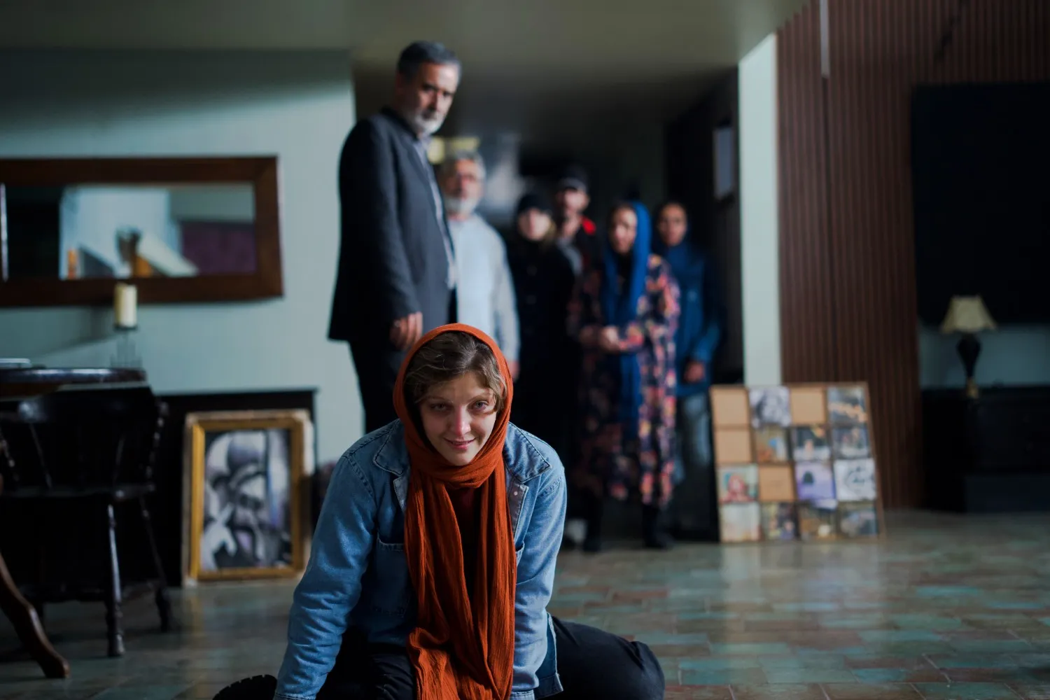 مماس با خطوط قرمز؛کیفیت زیر متوسط