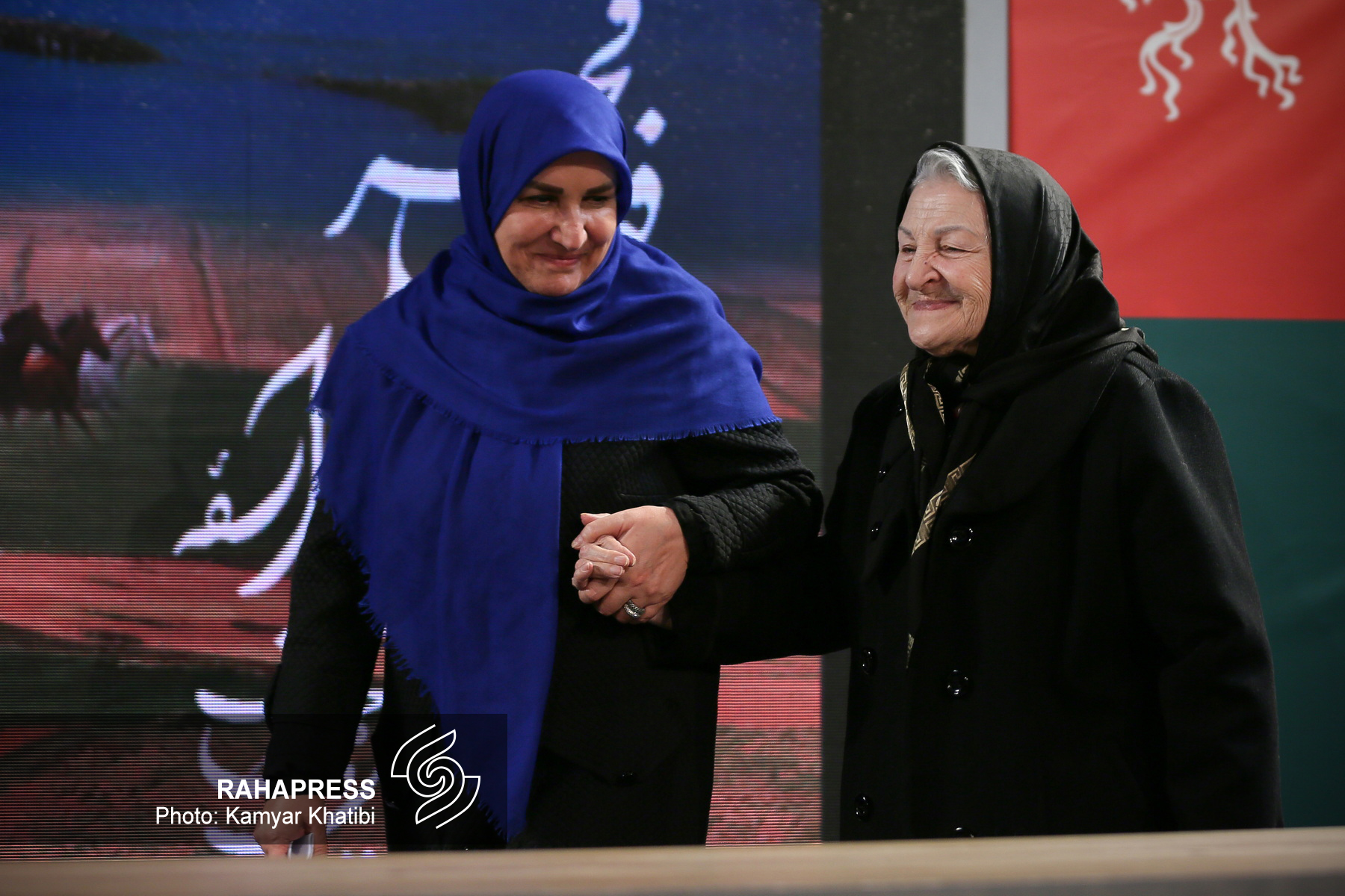 شما جوان‌ها گل‌های این وطن هستید