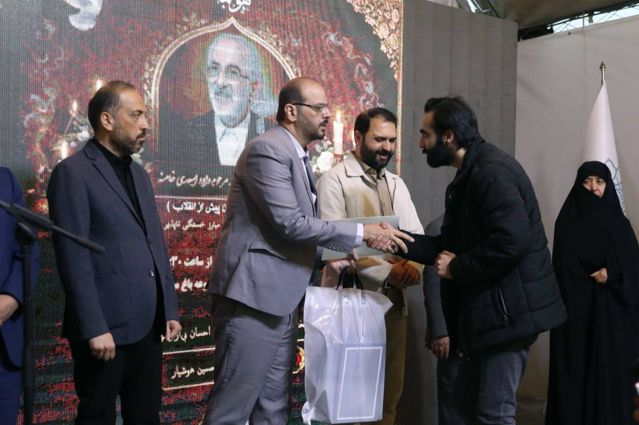 اعلمی: خود را موظف به روایت صحیح تاریخ انقلاب می‌دانیم