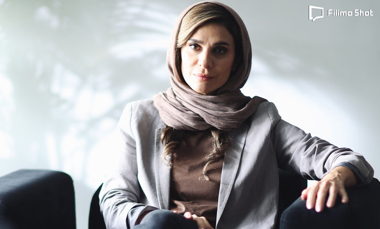 آب سرد استخر روی پیکره پردیس ملت