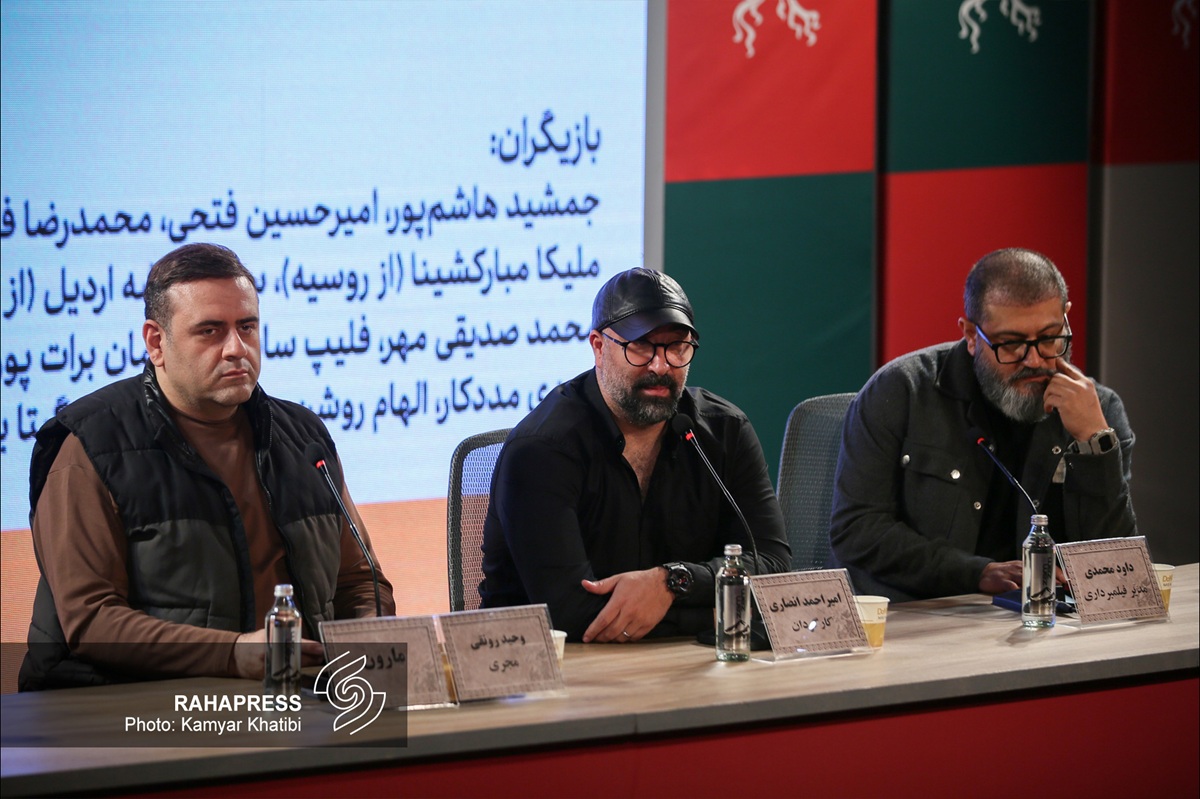 دفاع کارگردان از لهجه آمریکایی امیرحسین فتحی