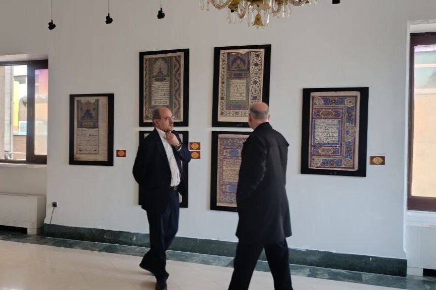 نمایشگاه «الحمد» میزبان علاقمندان است