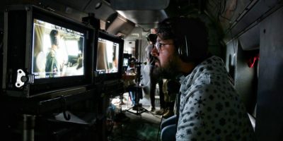 هنرمندان مثل ملت به میدان بیایند/ شهادت؛ مزد مجاهدت رهبر انقلاب