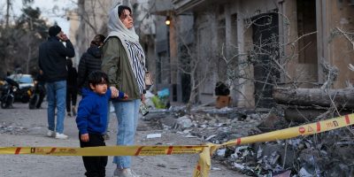 با بهتی عمیق نظاره‌گرِ سکوت جهانی هستیم!