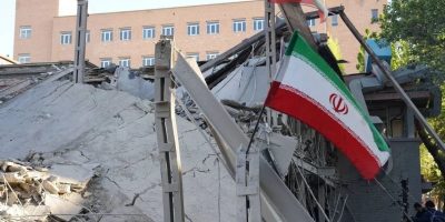 نگذاریم امید در دل این سرزمین خاموش شود